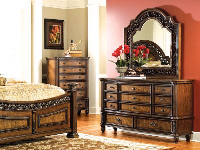 Verona 11 Drawer Dresser/Mirror,LFE