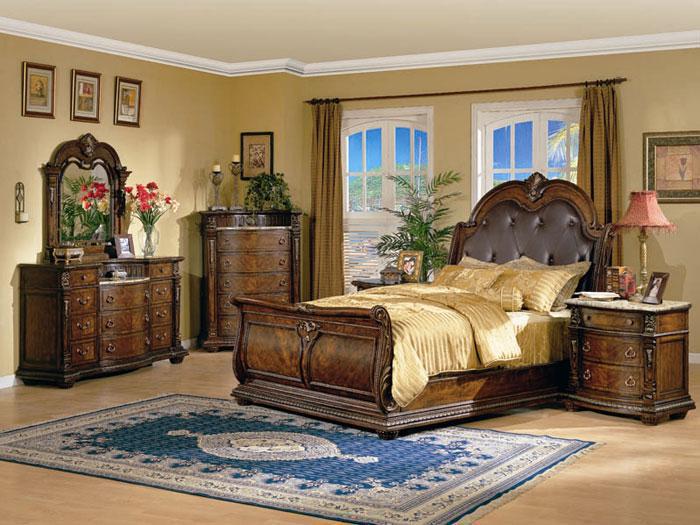 Coventry Cherry/Birch 5 PC. Queen Bedroom Set,ASTR