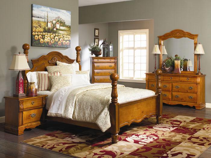 Sugar Palms Pine 3 PC. Queen Poster Bed,ELEM